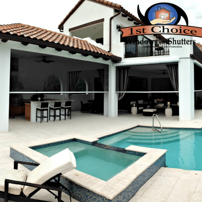 Relax Outdoors with MagnaTrack Roll Down Screens